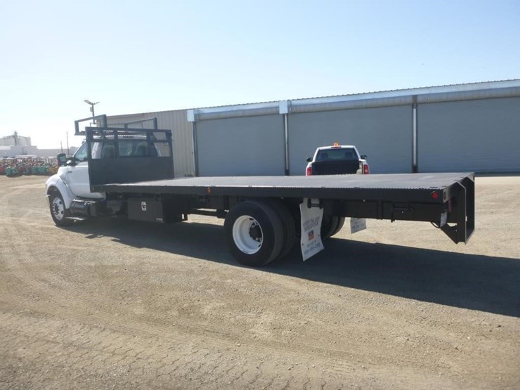 2015-ford-f650-image-4