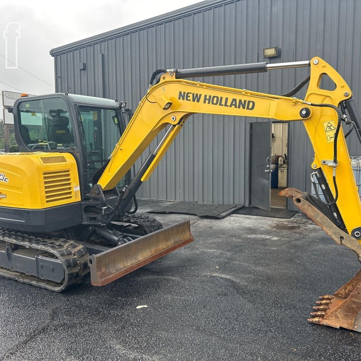 2023 NEW HOLLAND E60C