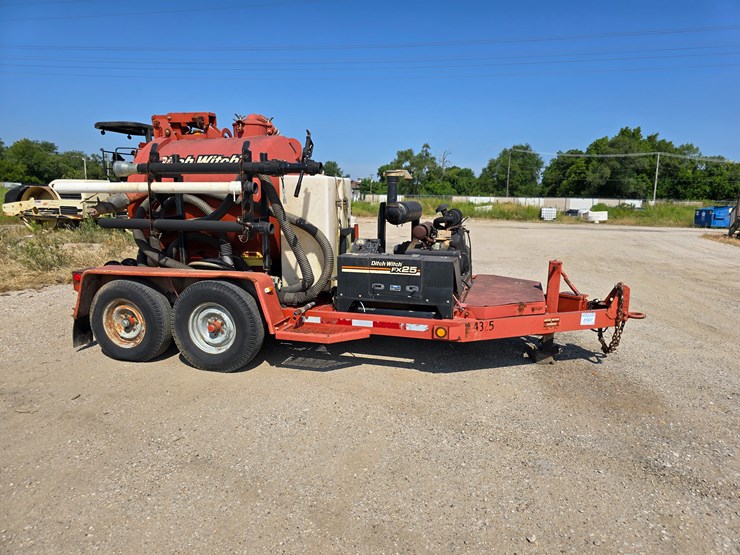 ditch-witch-fx25-image-6