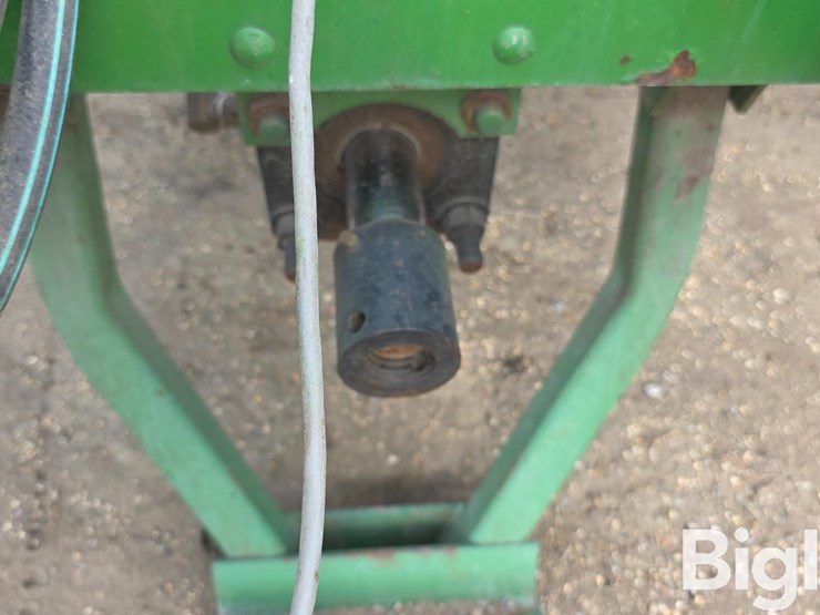 john-deere-7000-image-16