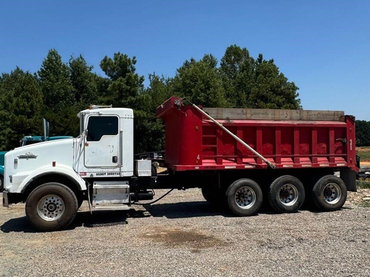 2004-kenworth-t800-image-6