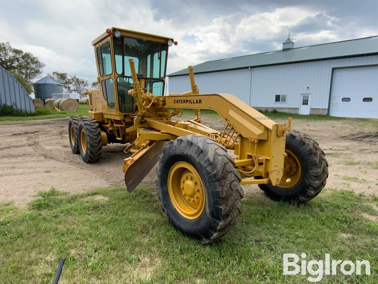 1977-caterpillar-120g-image-3