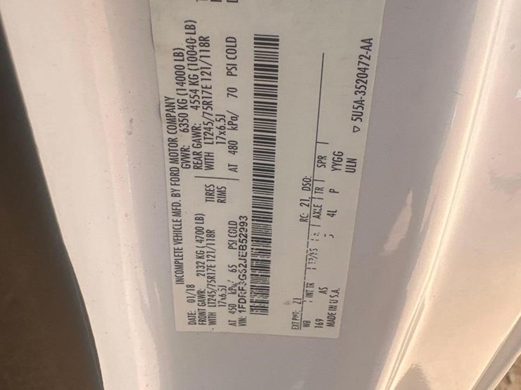 2018-ford-f350-image-18