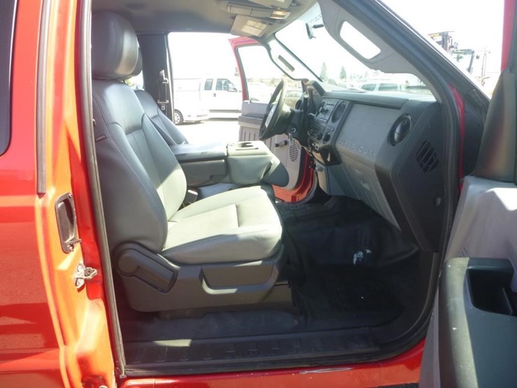 2014-ford-f450-image-17