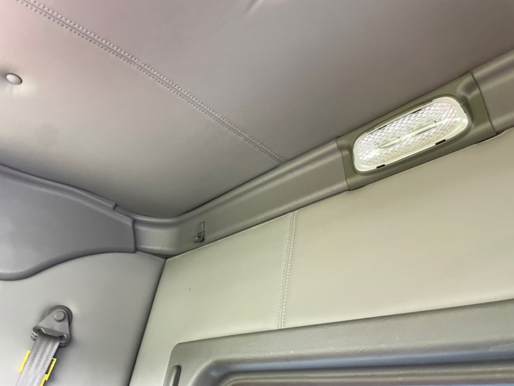 2012-kenworth-t800-image-85