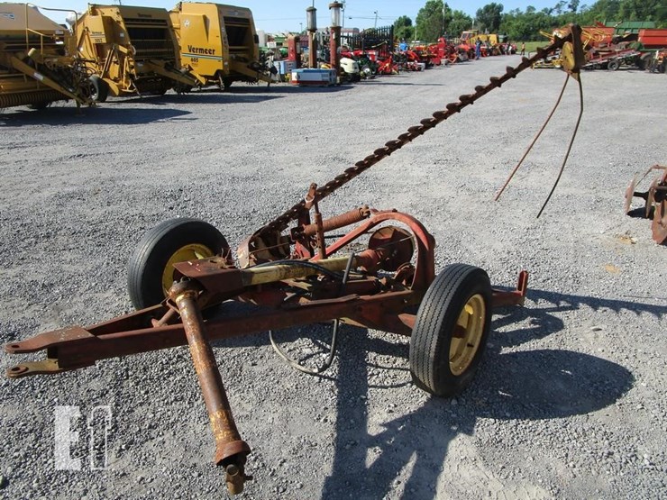 new-holland-455-image-1