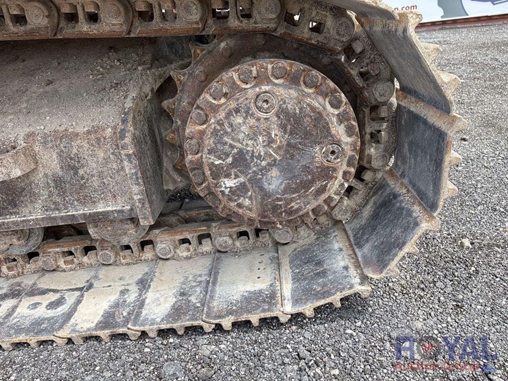 2017-caterpillar-326fl-image-37