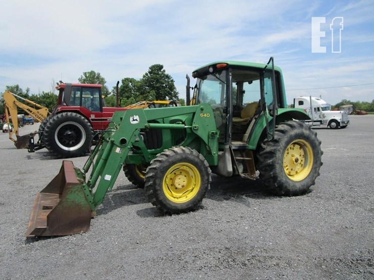 john-deere-6120-image-30