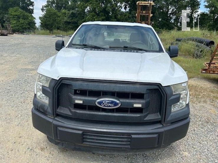 2016-ford-f150-image-2
