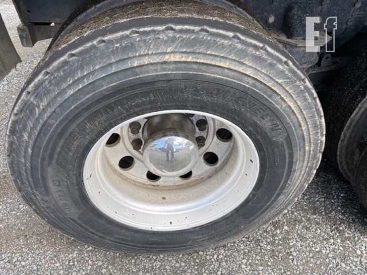 2006-kenworth-t800-image-21