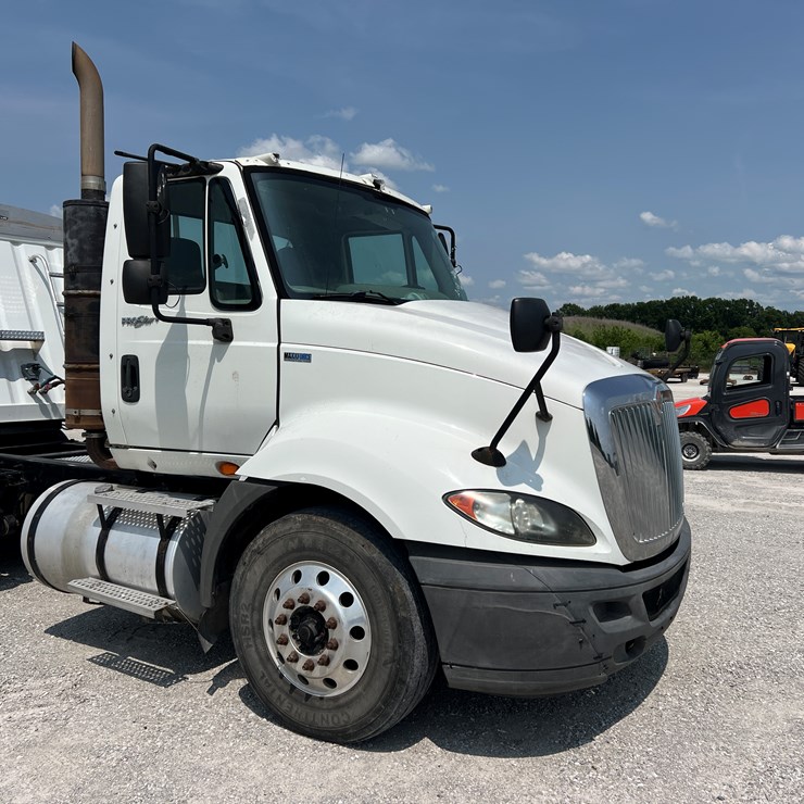 2011 INTERNATIONAL PROSTAR