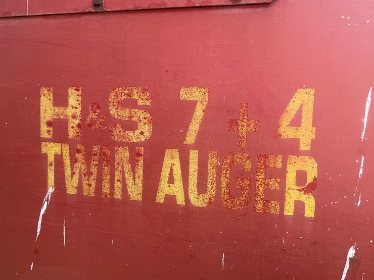 #1082-•-h&s-chopper-box-7+4-image-65