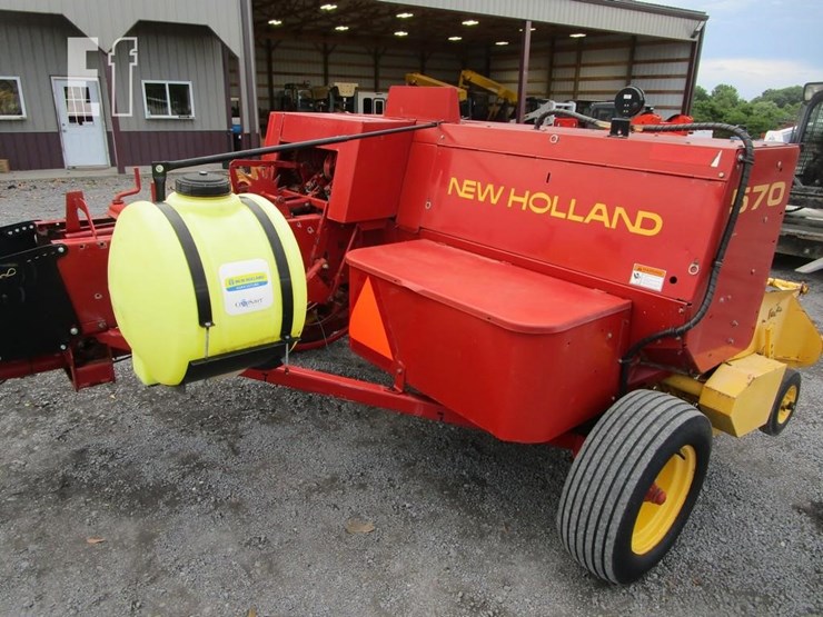 new-holland-570-image-7