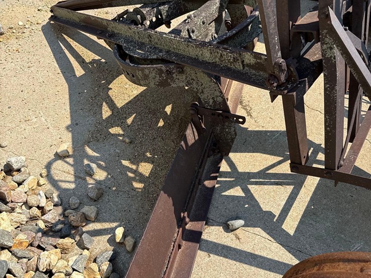 adams-antique-road-grader-blade-image-7