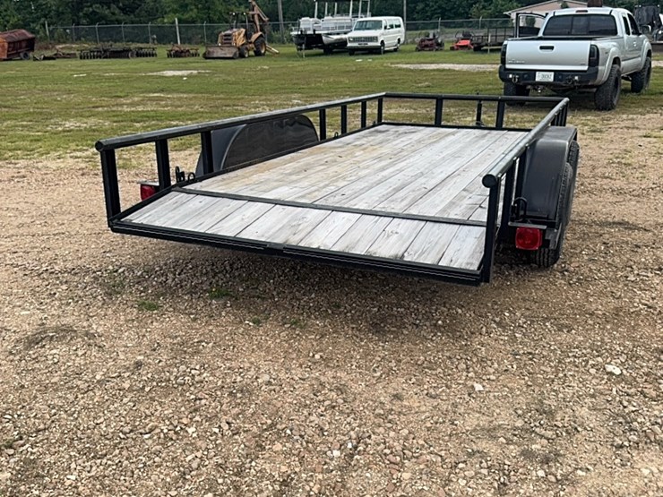 16-foot-utility-trailer-image-4