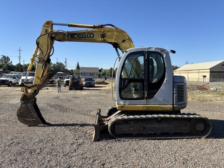 kobelco-sk70sr-1e-image-2