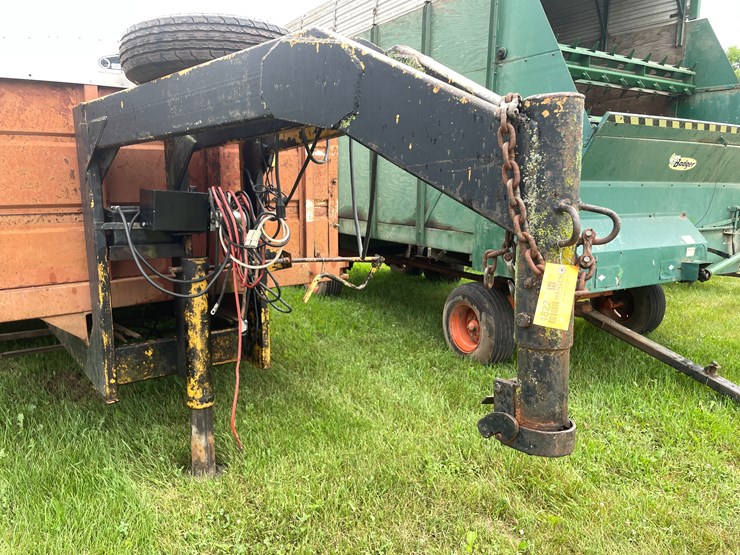 #1028-•-1974-16'-dump-box-goose-neck-trailer-(no-title)-image-11