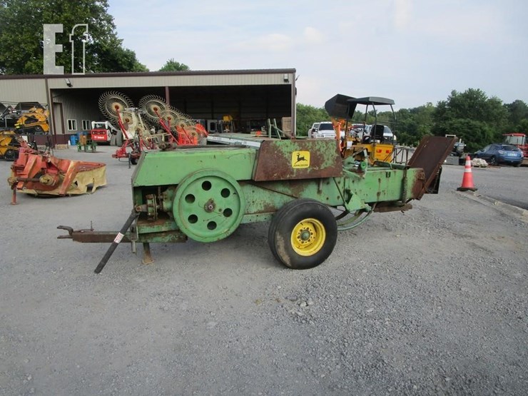 john-deere-336-image-6