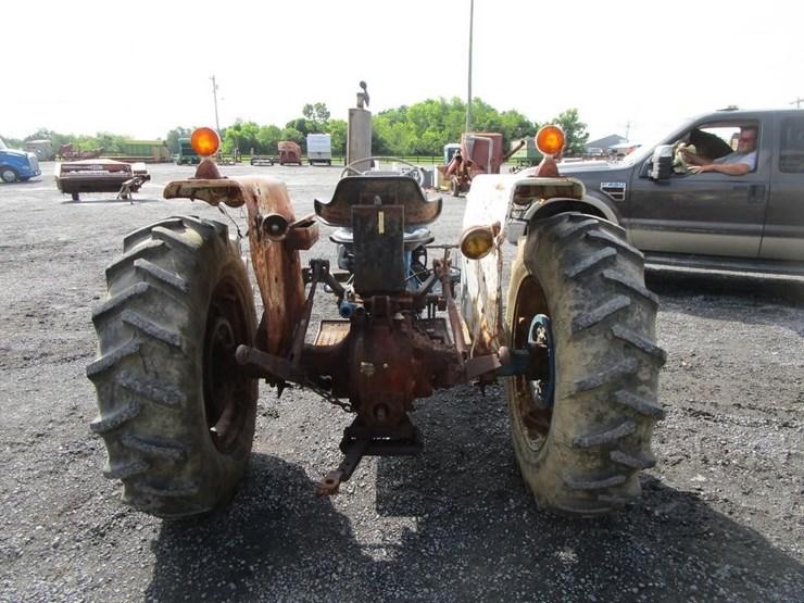 ford-3600-image-7