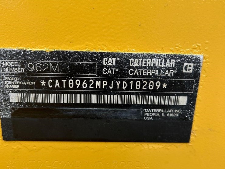 2020-caterpillar-962m-image-24