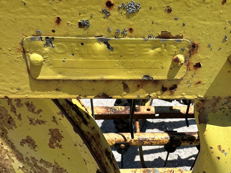 john-deere-660-image-4
