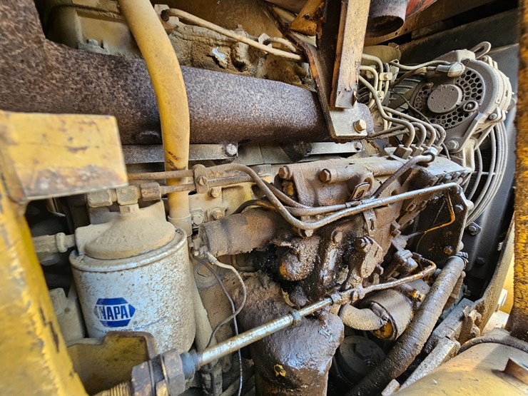 caterpillar-931b-image-30