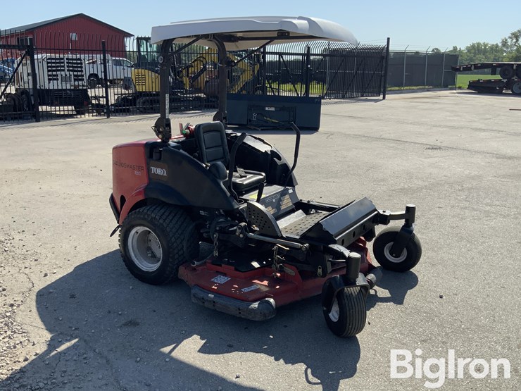 toro-groundsmaster-7210-image-3