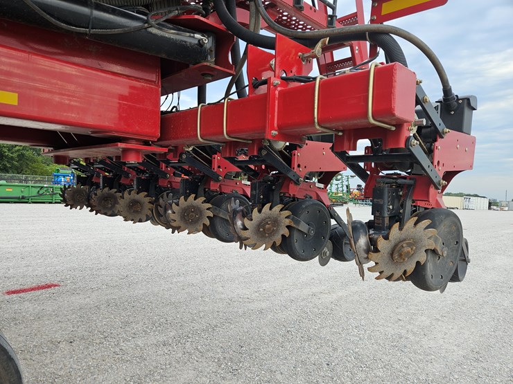 2013-case-ih-1265-image-9
