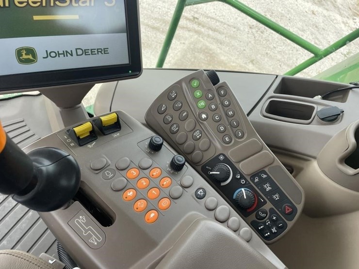 2015-john-deere-s660-image-29