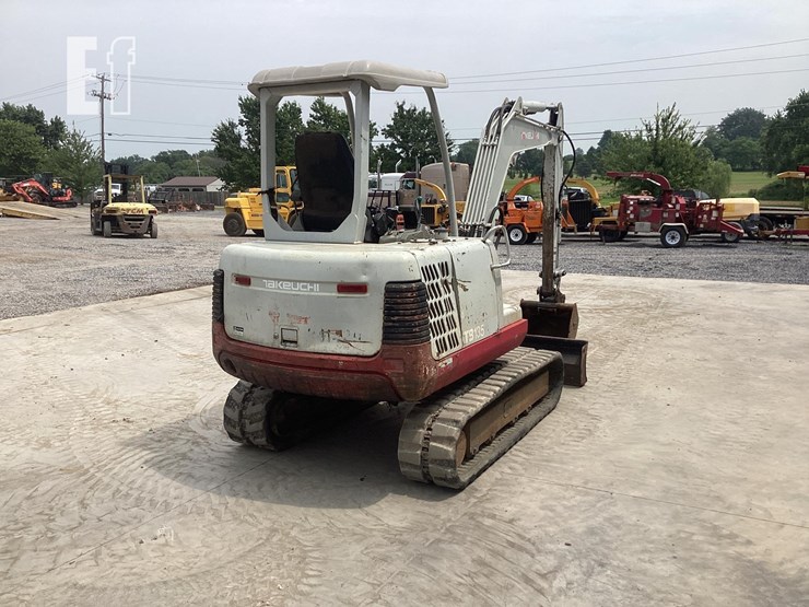 2006-takeuchi-tb135-image-4