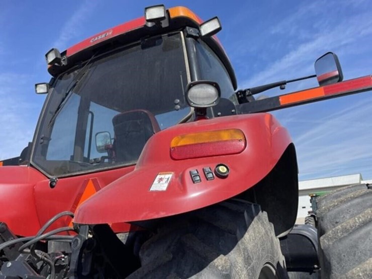2012-case-ih-magnum-260-image-22