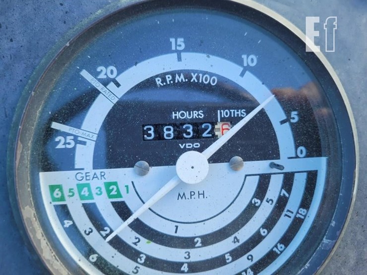 john-deere-2840-image-17