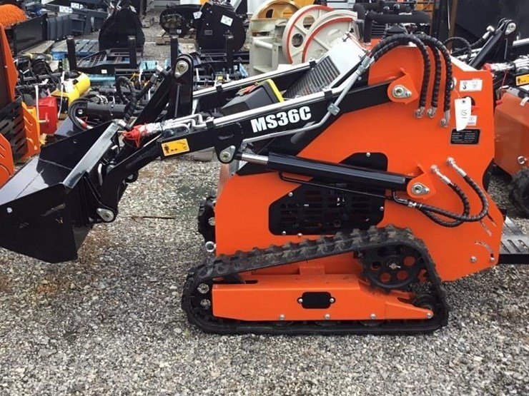 new-mms-skid-steer-loader-image-1
