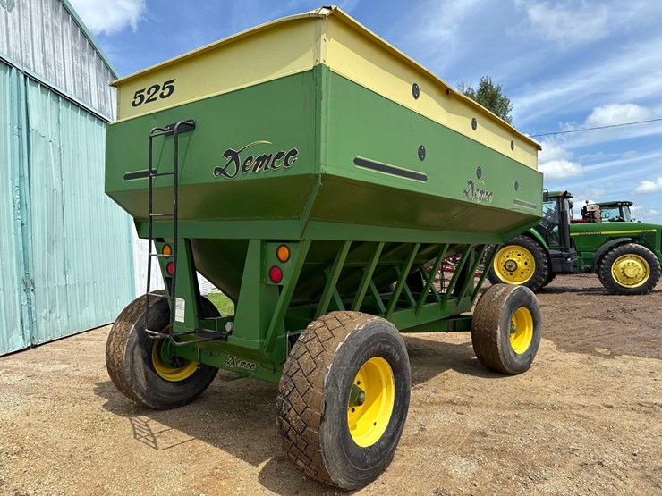 1996-demco-525bu-gravity-wagon-image-2