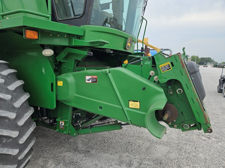 2010-john-deere-2010-image-27