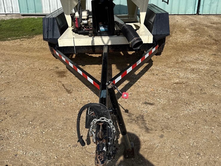2008-friesen-240rt-image-5