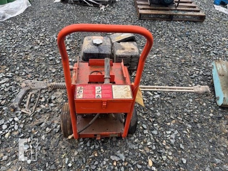 general-j3000-pressure-washer-image-4