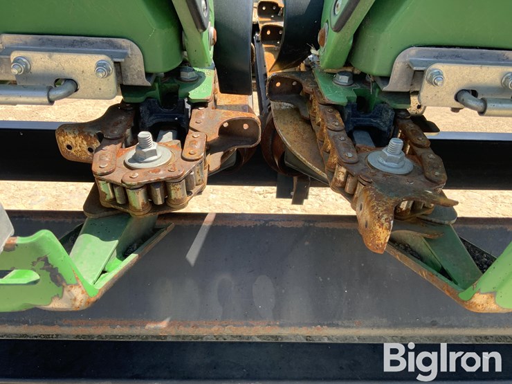2019-john-deere-712c-image-14