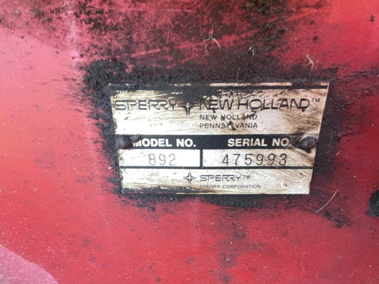#1066-•-sperry-new-holland-892-chopper-(arcadia,-wi)-image-38