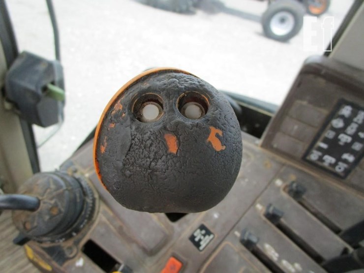 john-deere-6120-image-23