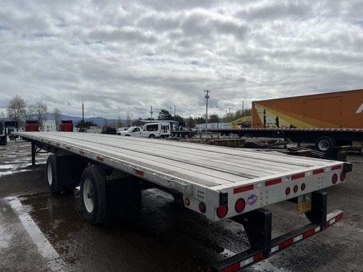 2019-utility-flatbed-image-4