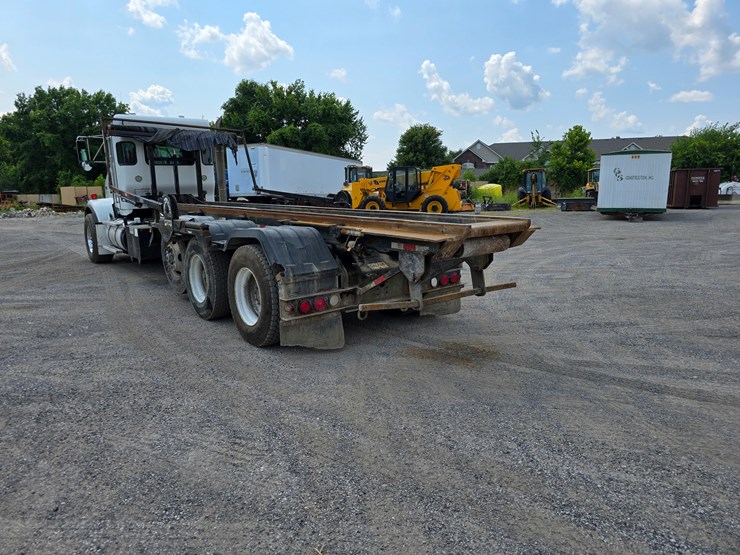 2012-kenworth-t800-image-24