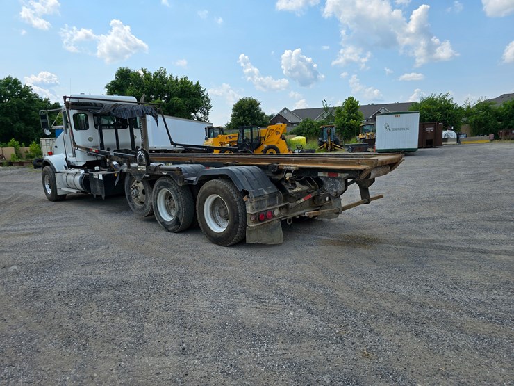 2012-kenworth-t800-image-23