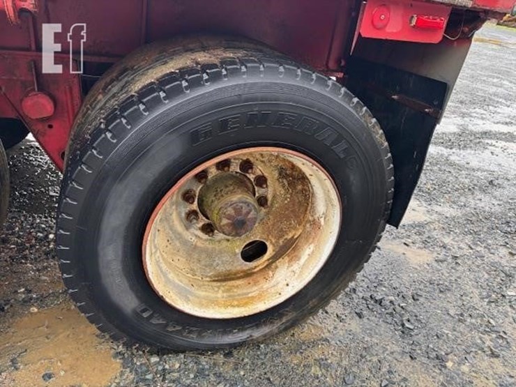 38'-flatbed-trailer-image-10