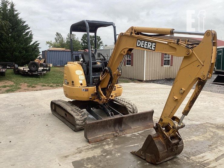 2004-deere-35c-image-6
