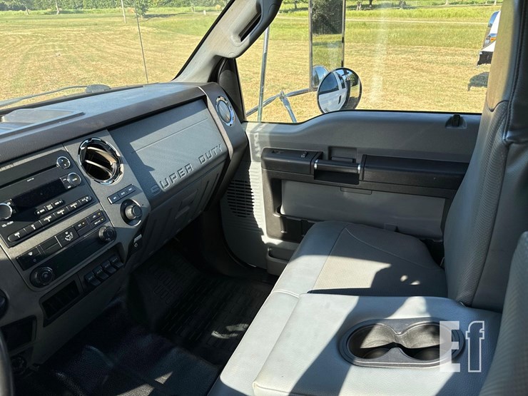 2013-ford-f750-xlt-image-18
