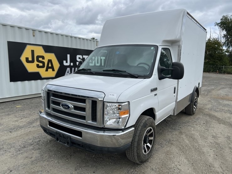 2009-ford-e350-image-1