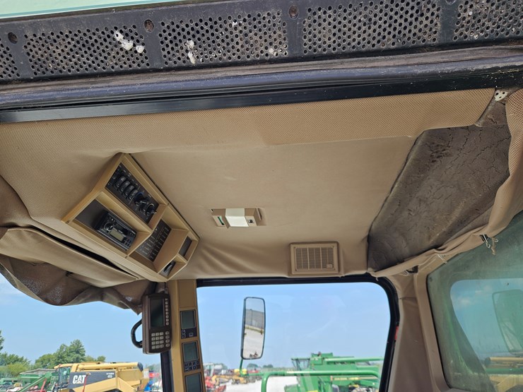2001-john-deere-9650-sts-image-7