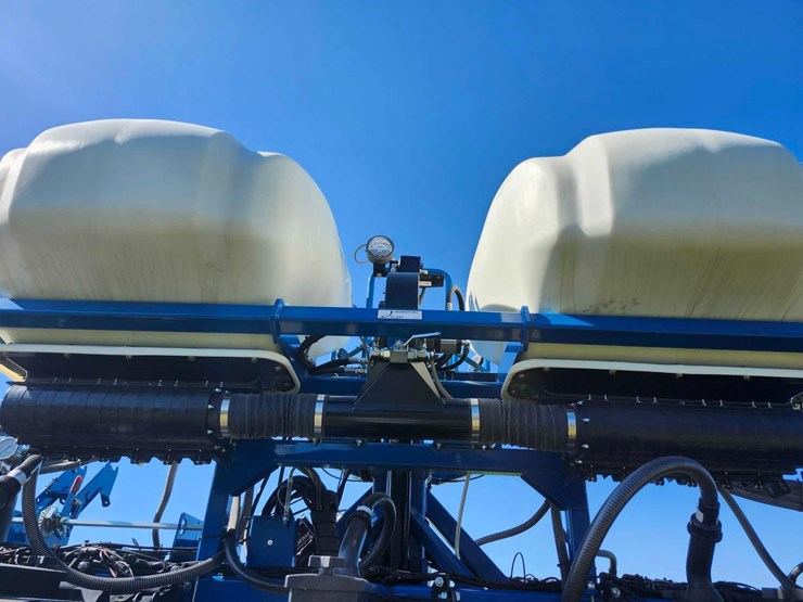2019-kinze-3500-image-15