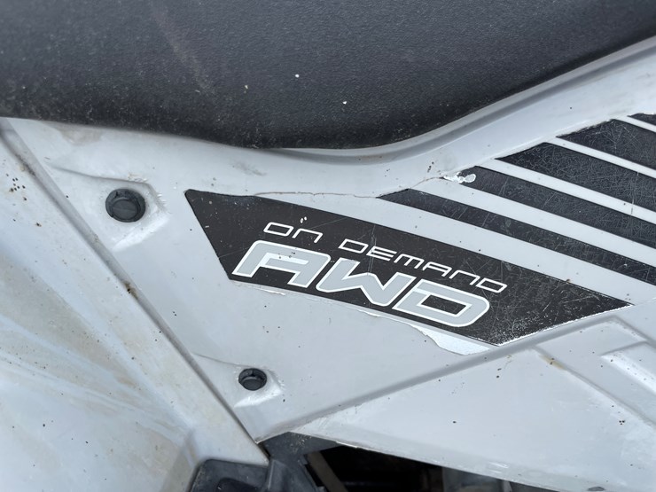 #1064-•-2018-polaris-570-utility-edition-4x4-image-32